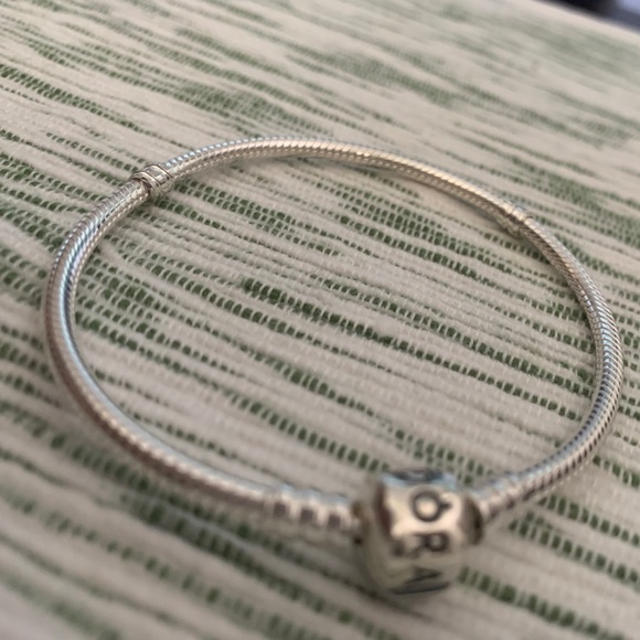 Brand new Pandora bracelet - Picture 4 of 4